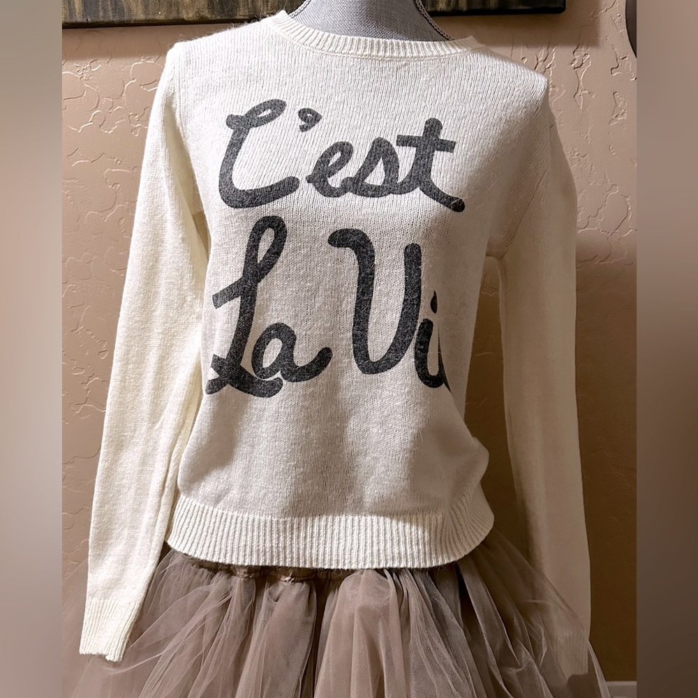 F22 Women's (M) C’est La Vie Long Sleeve Crew Sweater